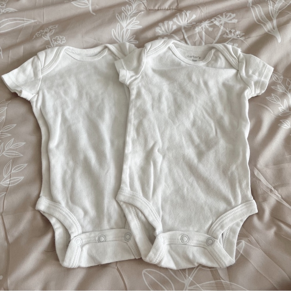 Carter's White Baby Onesies Set